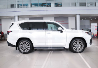 Новый Lexus LX 2025 (4 фото)