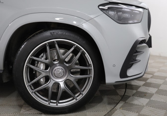 Подержанный автомобиль Mercedes-Benz GLE AMG 2024 года (22 фото)
