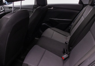 Подержанный автомобиль Hyundai Solaris Sedan 2018 года (11 фото)