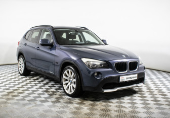 Подержанный автомобиль BMW X1 2012 года (3 фото)