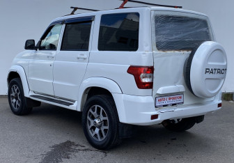 Подержанный автомобиль УАЗ Patriot 2019 года (7 фото)