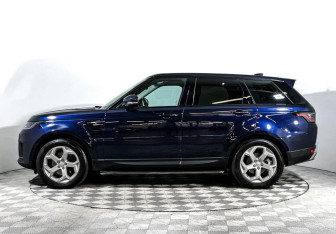 Подержанный автомобиль Land Rover Range Rover Sport 2019 года (8 фото)