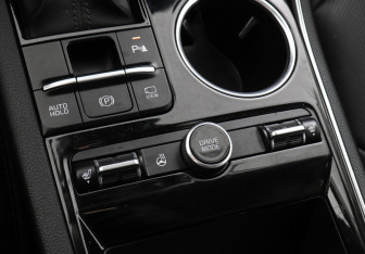 Подержанный автомобиль Kia K5 2021 года (12 фото)