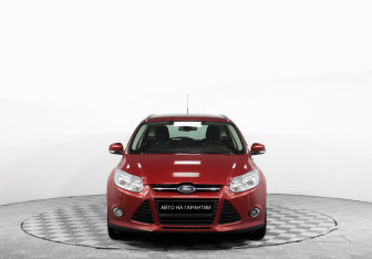 Подержанный автомобиль Ford Focus Wagon 2013 года (2 фото)
