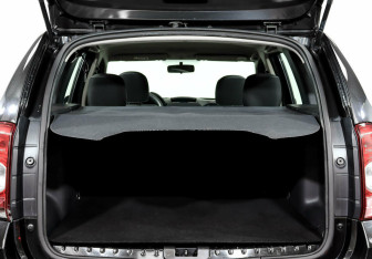 Подержанный автомобиль Renault Duster 2012 года (11 фото)