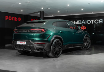 Подержанный автомобиль Lamborghini Urus 2025 года (4 фото)