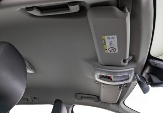 Подержанный автомобиль Volvo XC60 2015 года (22 фото)
