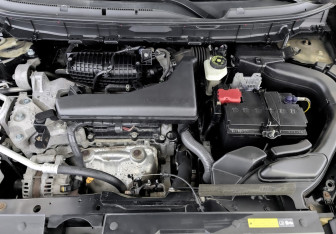 Подержанный автомобиль Nissan X-Trail 2021 года (9 фото)