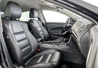 Подержанный автомобиль Mazda 6 Sedan 2014 года (23 фото)