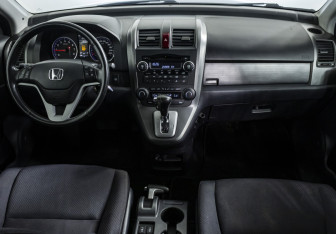 Подержанный автомобиль Honda CR-V 2008 года (13 фото)