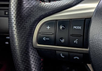 Подержанный автомобиль Lexus RX 2019 года (28 фото)