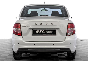 Подержанный автомобиль LADA (ВАЗ) Granta Sedan 2022 года (6 фото)