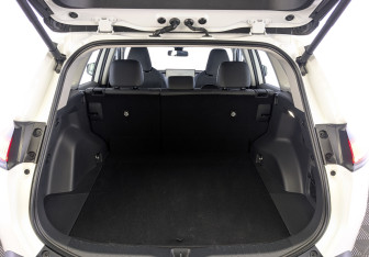 Новый Toyota RAV4 2025 (8 фото)