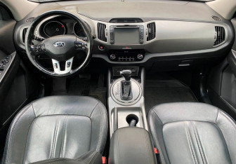 Подержанный автомобиль Kia Sportage 2015 года (9 фото)