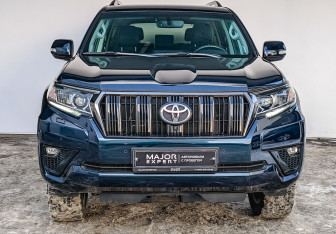 Подержанный автомобиль Toyota Land Cruiser Prado 2021 года (2 фото)