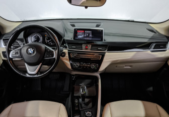 Подержанный автомобиль BMW X2 2021 года (14 фото)