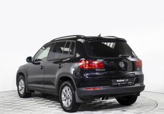 Подержанный автомобиль Volkswagen Tiguan 2013 года (7 фото)
