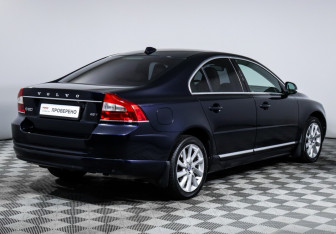 Подержанный автомобиль Volvo S80 2012 года (5 фото)