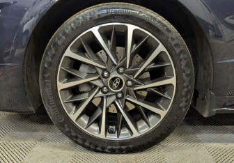 Подержанный автомобиль Hyundai Sonata 2022 года (18 фото)