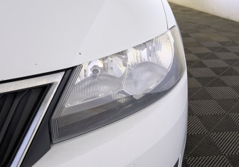 Подержанный автомобиль Skoda Rapid Liftback 2019 года (12 фото)