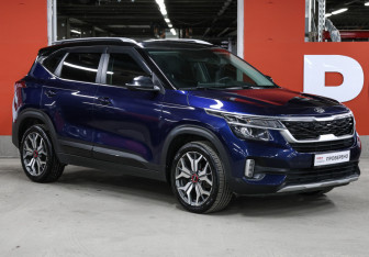 Подержанный автомобиль Kia Seltos 2021 года (3 фото)