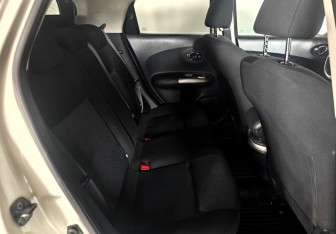 Подержанный автомобиль Nissan Juke 2014 года (10 фото)