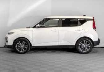 Подержанный автомобиль Kia Soul 2021 года (8 фото)