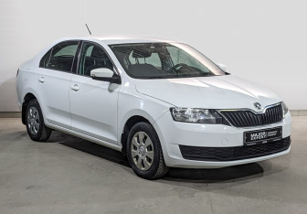 Подержанный автомобиль Skoda Rapid Liftback 2019 года (3 фото)
