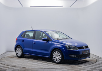 Подержанный автомобиль Volkswagen Polo Hatchback 2010 года (3 фото)