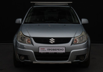 Подержанный автомобиль Suzuki SX4 Hatchback 2010 года (2 фото)