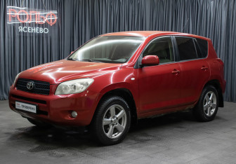 Подержанный автомобиль Toyota RAV4 2006 года (1 фото)