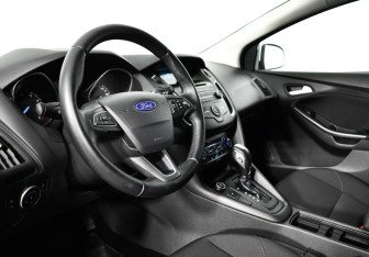 Подержанный автомобиль Ford Focus Wagon 2017 года (9 фото)