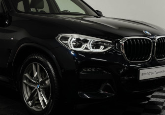 Подержанный автомобиль BMW X3 2020 года (23 фото)