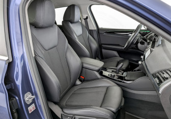 Подержанный автомобиль BMW X4 2019 года (23 фото)