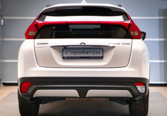 Подержанный автомобиль Mitsubishi Eclipse Cross 2018 года (5 фото)