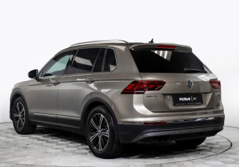 Подержанный автомобиль Volkswagen Tiguan 2017 года (7 фото)