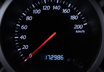 Подержанный автомобиль Suzuki Grand Vitara 2007 года (12 фото)