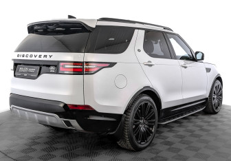 Подержанный автомобиль Land Rover Discovery 2020 года (5 фото)
