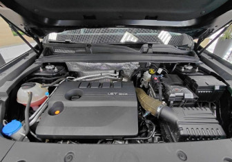 Подержанный автомобиль Jaecoo J7 2023 года (19 фото)