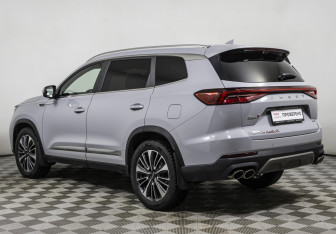 Подержанный автомобиль Chery Tiggo 8 Pro Max 2023 года (7 фото)