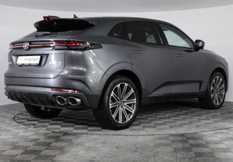 Подержанный автомобиль Changan UNI-K 2023 года (5 фото)