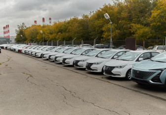 Подержанный автомобиль Hyundai i40 Sedan 2015 года (29 фото)