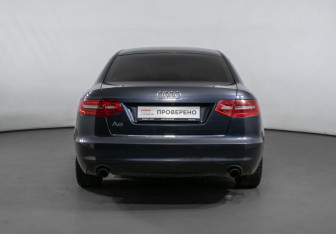 Подержанный автомобиль Audi A6 Sedan 2010 года (6 фото)