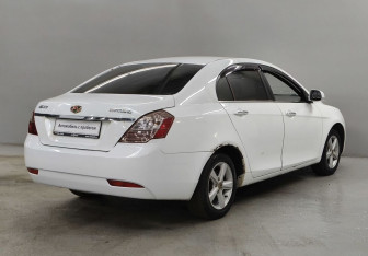 Подержанный автомобиль Geely Emgrand EC7 Sedan 2012 года (5 фото)