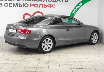 Подержанный автомобиль Audi A5 Coupe 2012 года (4 фото)