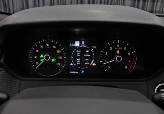 Подержанный автомобиль Land Rover Range Rover Velar 2020 года (13 фото)