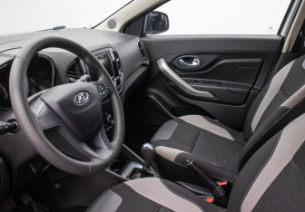 Подержанный автомобиль LADA (ВАЗ) XRAY 2016 года (10 фото)