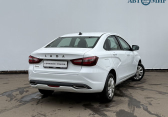 Подержанный автомобиль LADA (ВАЗ) Vesta Sedan 2024 года (5 фото)