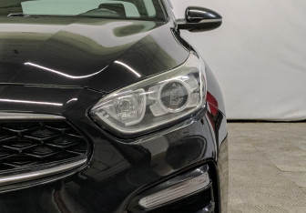 Подержанный автомобиль Kia Cerato Sedan 2019 года (17 фото)