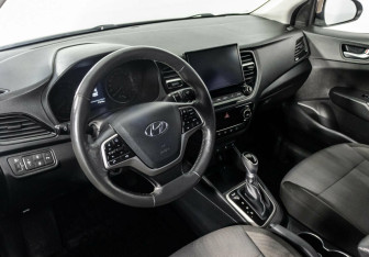 Подержанный автомобиль Hyundai Solaris Sedan 2020 года (7 фото)